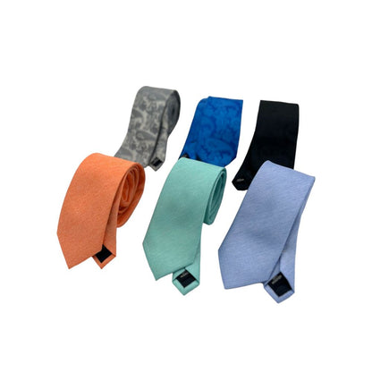 ONLY.LOVE TIE IN A CASE WITH TIE KNOT INSTRUCTIONS - LIGHT BLUE